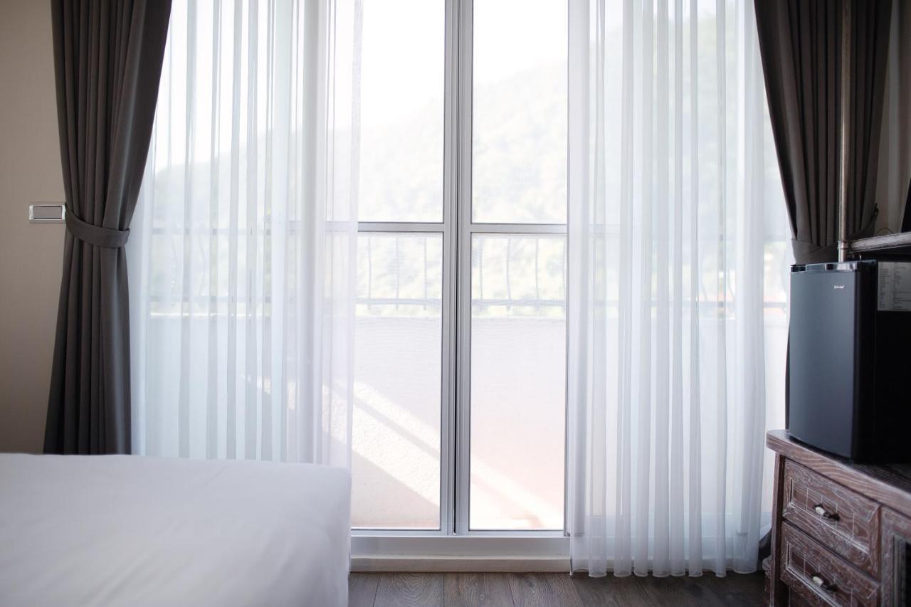 R&J Guesthouse Юаншан Екстериор снимка